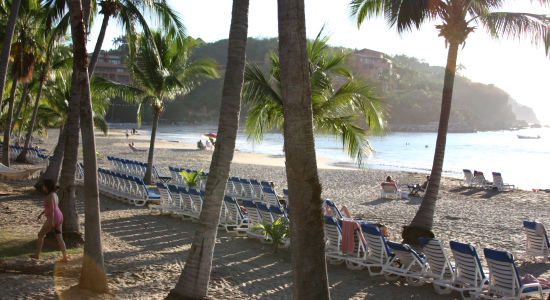 beach club med Ixtapa Food Blogger Camp
